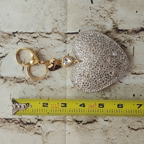 LindieSs Princess Crystal Heart Bagcharm Keychain - Picture 4 of 6